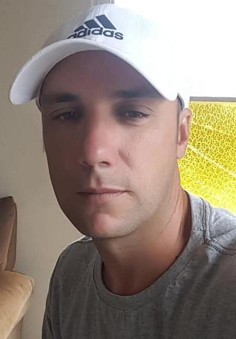 Foto de MAURO ROBERTO DE OLIVEIRA